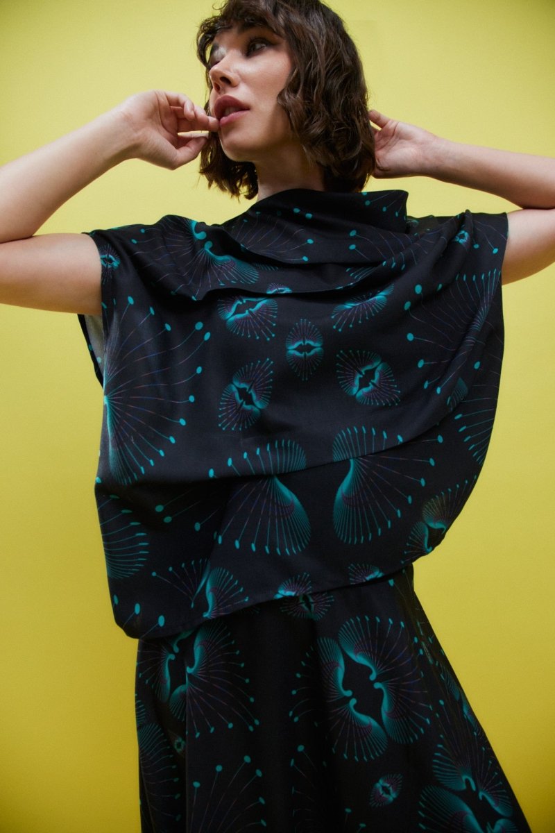 Blouse Overlaps Smoczyce