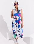 Vestido blanco con capucha