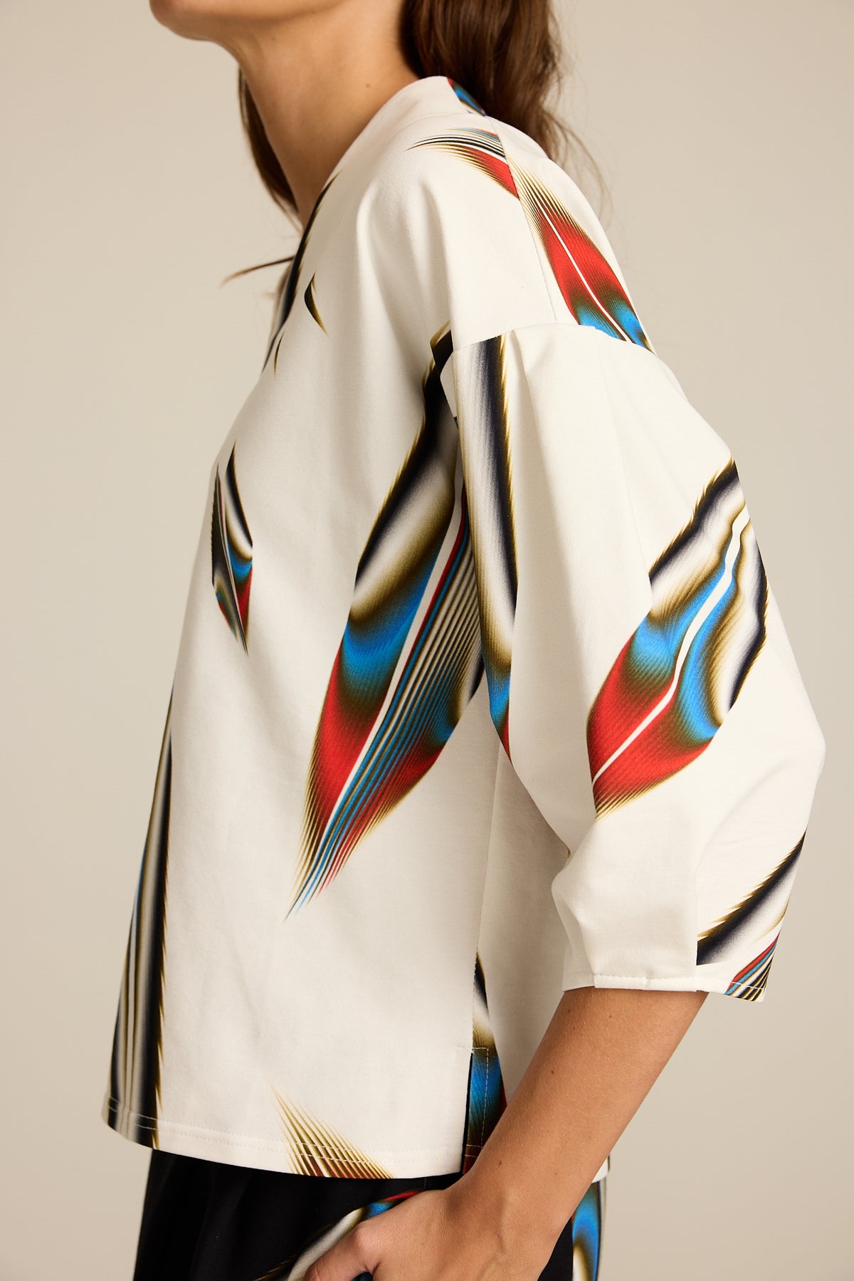 Bluza Meteor White II COLORAT – autorski print Meteor, zdjęcie 3