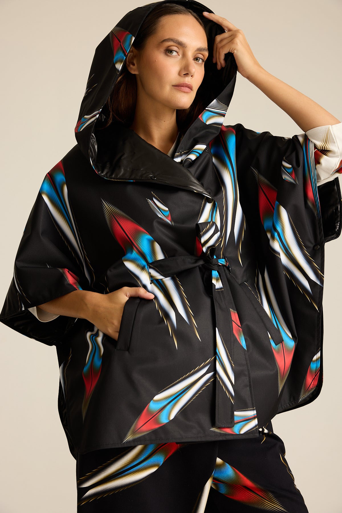 Poncho Meteor COLORAT – autorski print Meteor, zdjęcie 3