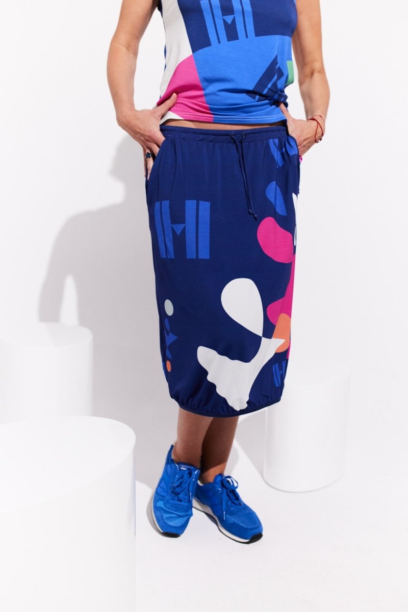 Happy skirt - colorat.eu