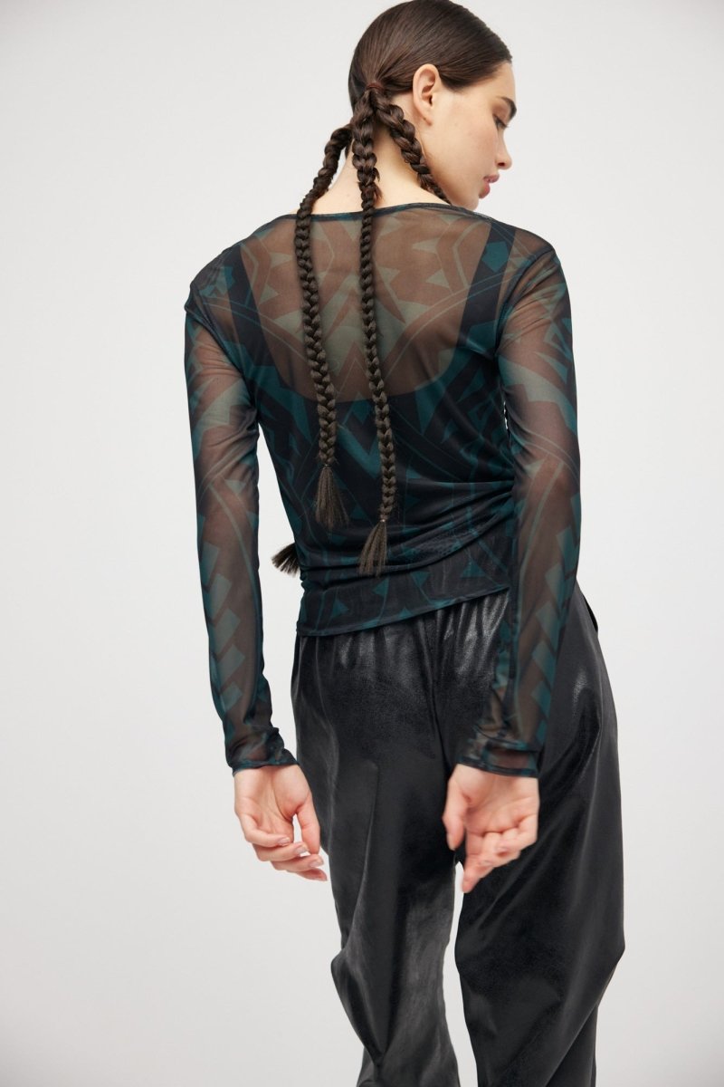 Camiseta de manga larga verde maorí