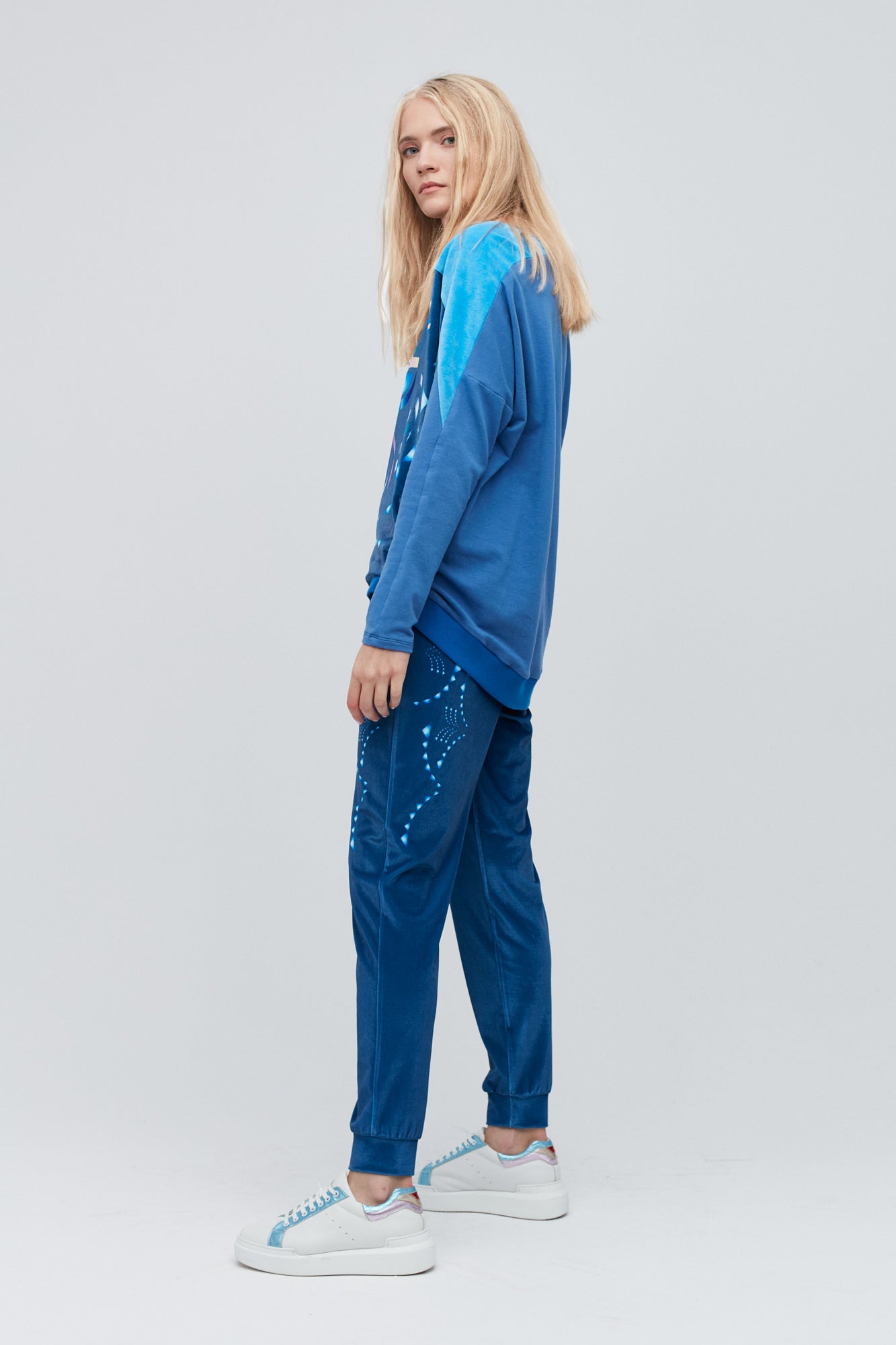 Sudadera Snow Leo